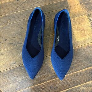 Rothy's Deep Navy Point ll Flats